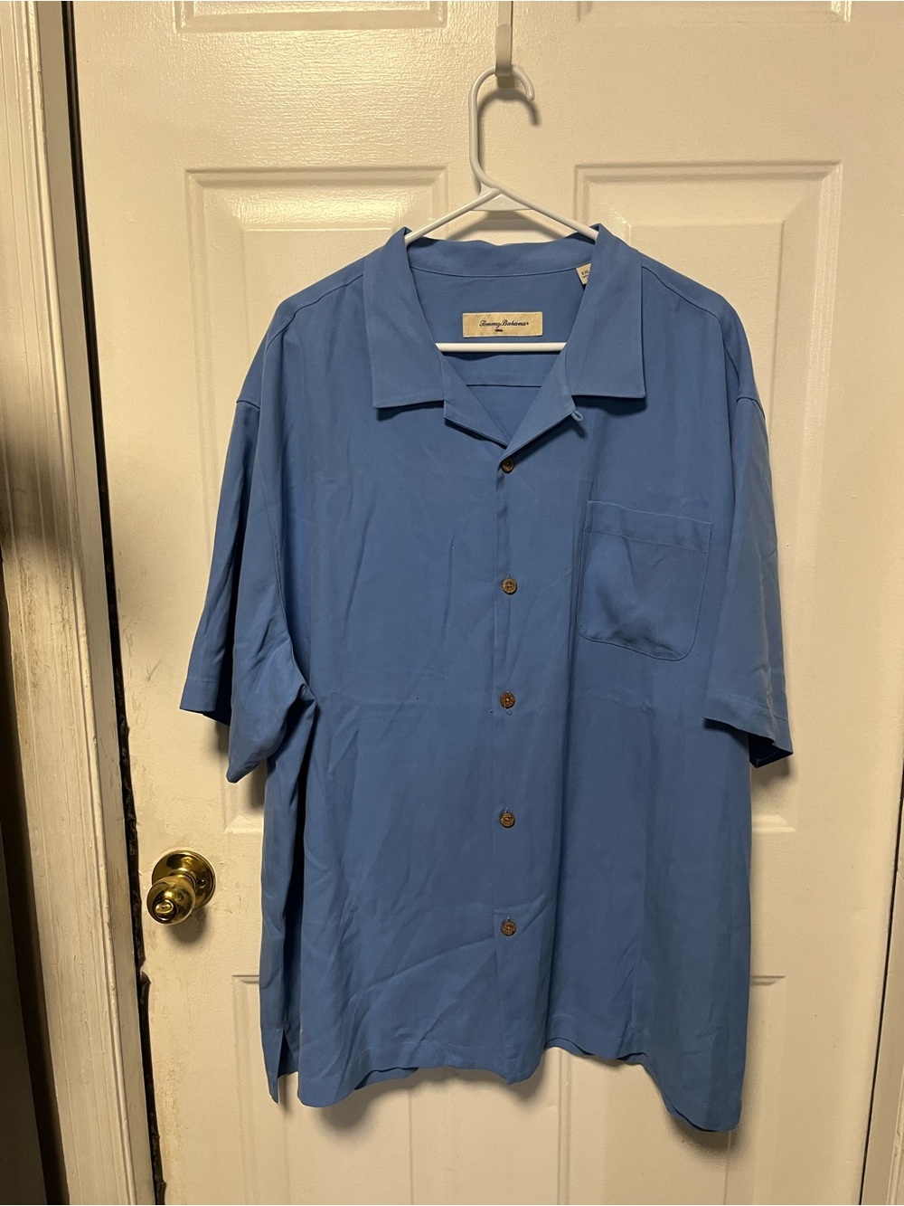 Tommy Bahama Sky Blue Short-Sleeve 100% silk Shirt